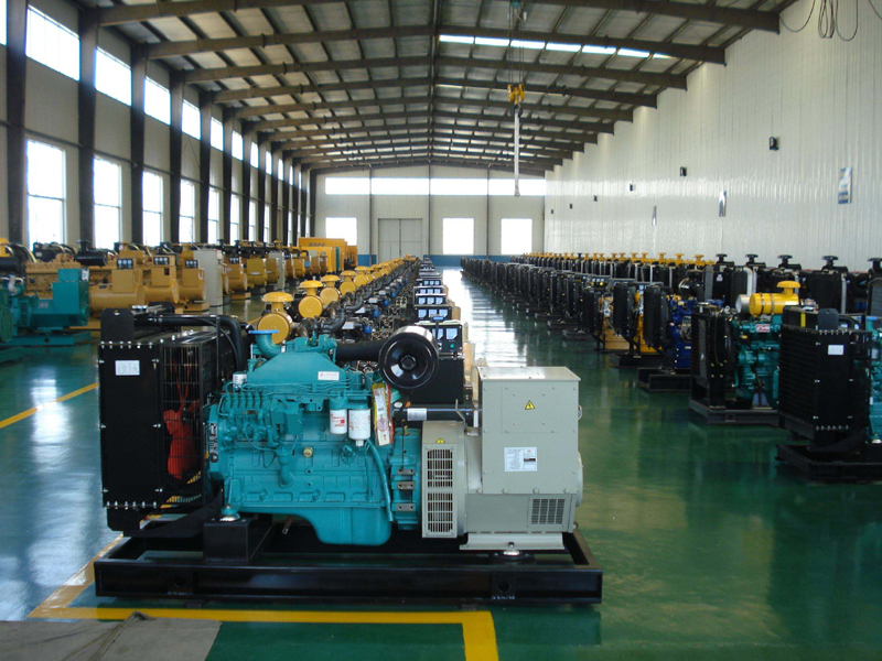 潜山租赁发电机-柴油发电机组冒蓝烟、冒黑烟、冒白烟故障分析