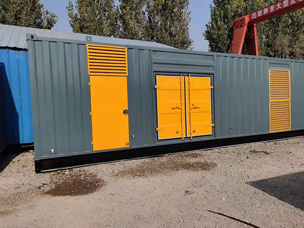 潜山发电机一级保养时更换机油的操作步骤