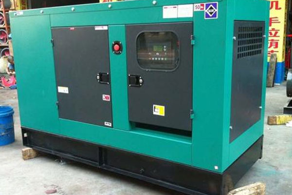 潜山如何检查机油的使用时间？