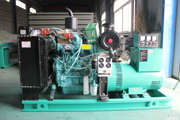 潜山如何判断机油是否需要更换？