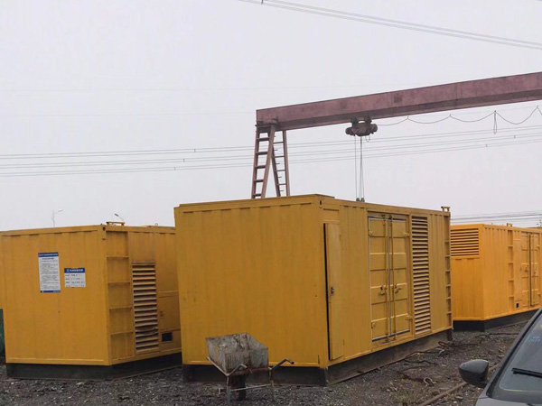 潜山100kw柴油发电机组每小时油耗？