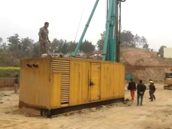 潜山如何判断水冷式机油散热器密封件是否需要更换？